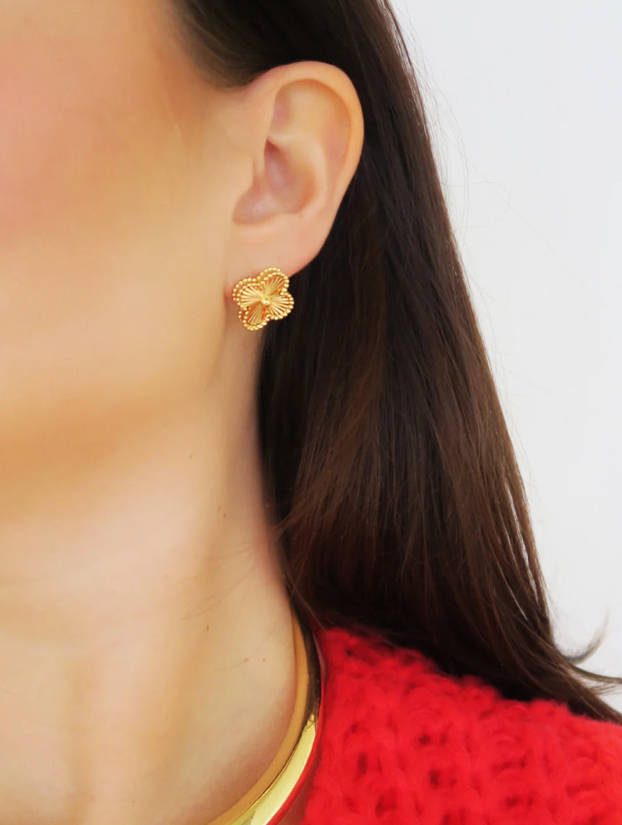 GOLD CLOVER STUDS