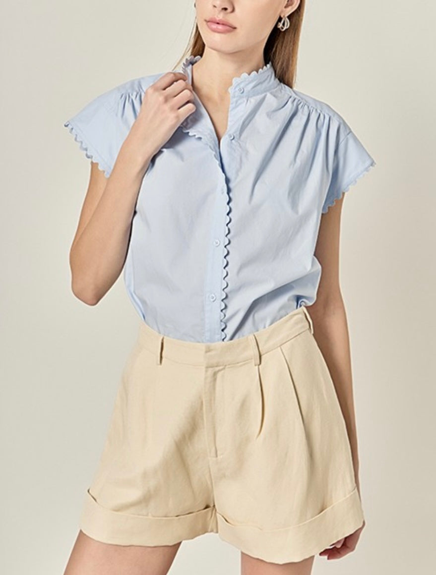 BETTY TOP- POWDER BLUE