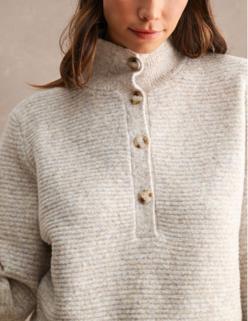 ARDEN SWEATER TOP- LIGHT TAUPE