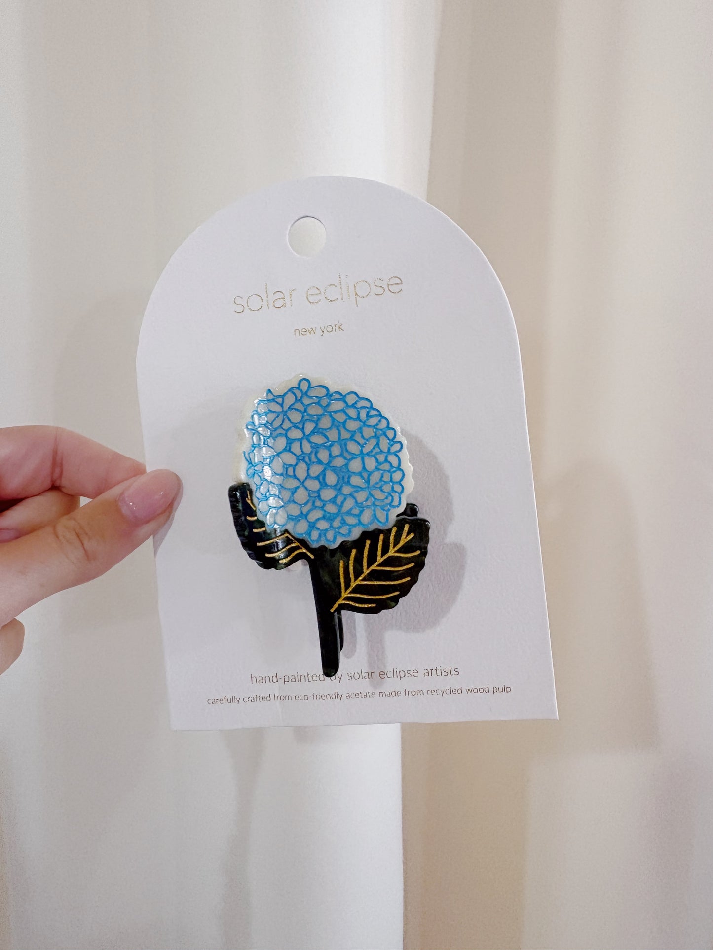 HAND PAINTED HYDRANGEA CLAW CLIP