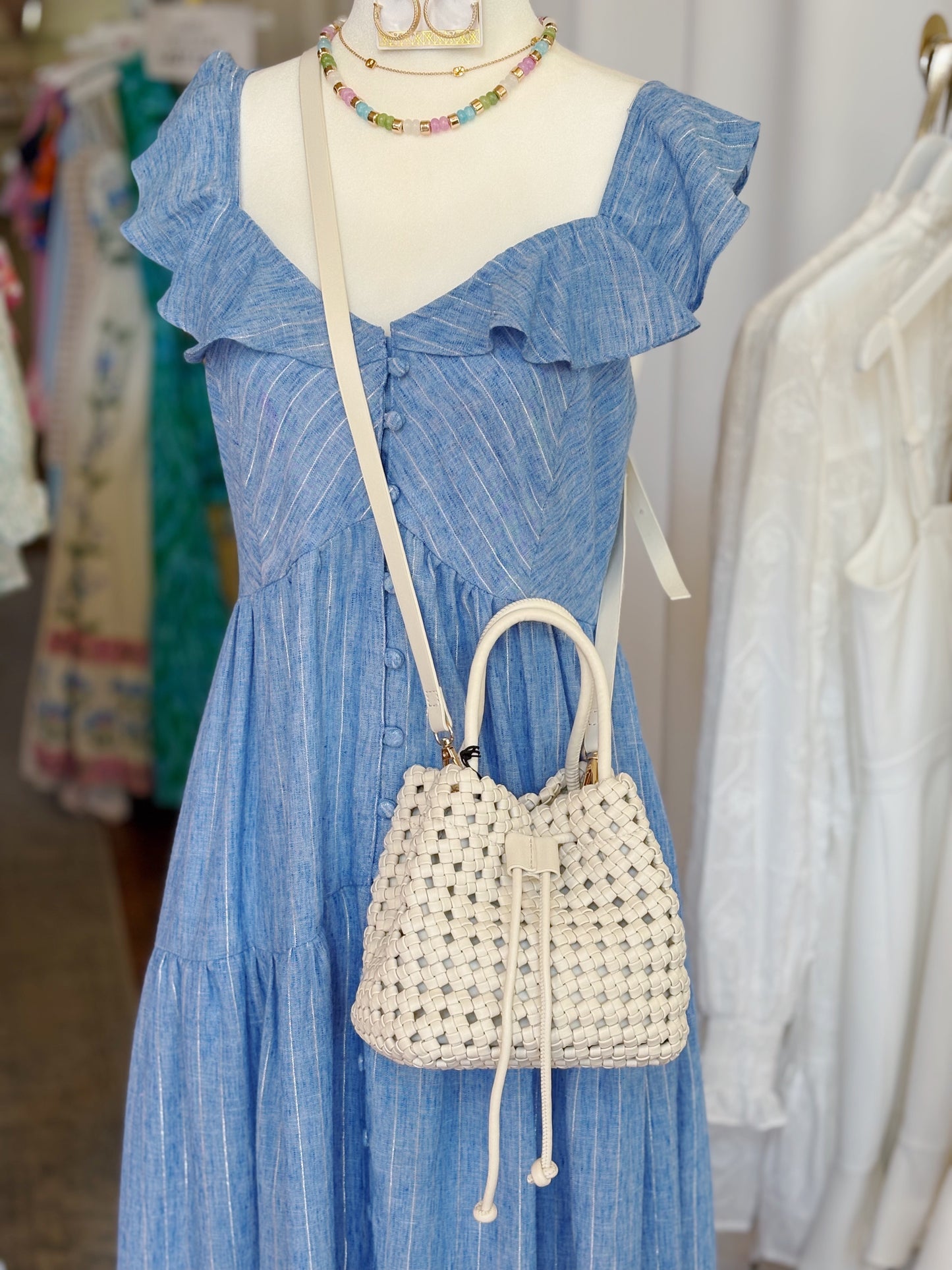 PERRIE BUCKET BAG- OFF WHITE