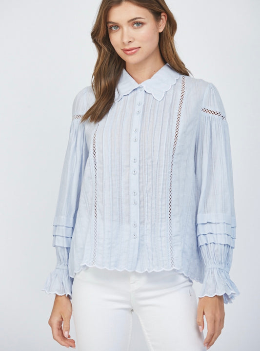 AMANDA TOP- LIGHT BLUE
