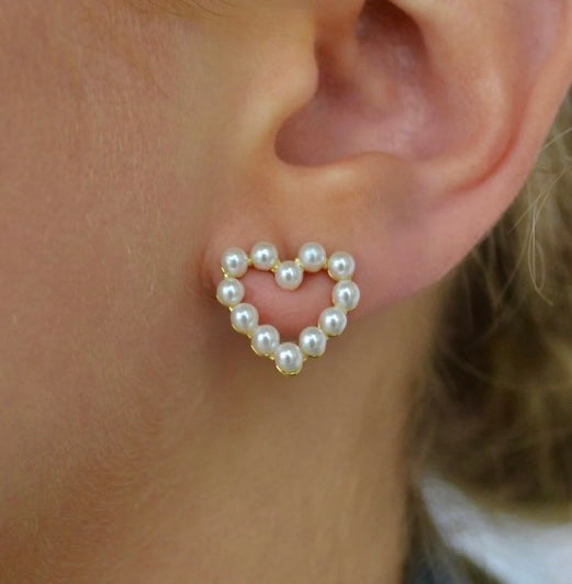 PEARL HEART STUDS