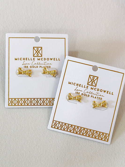 LUXE GOLD BOW STUDS