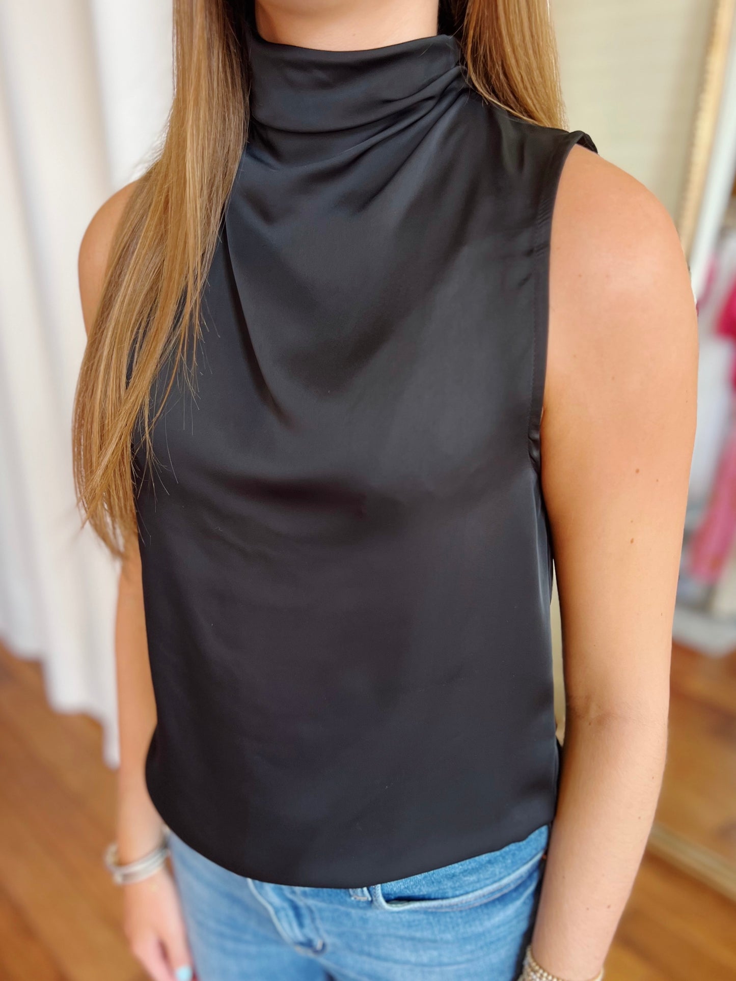 VINCA TOP- BLACK