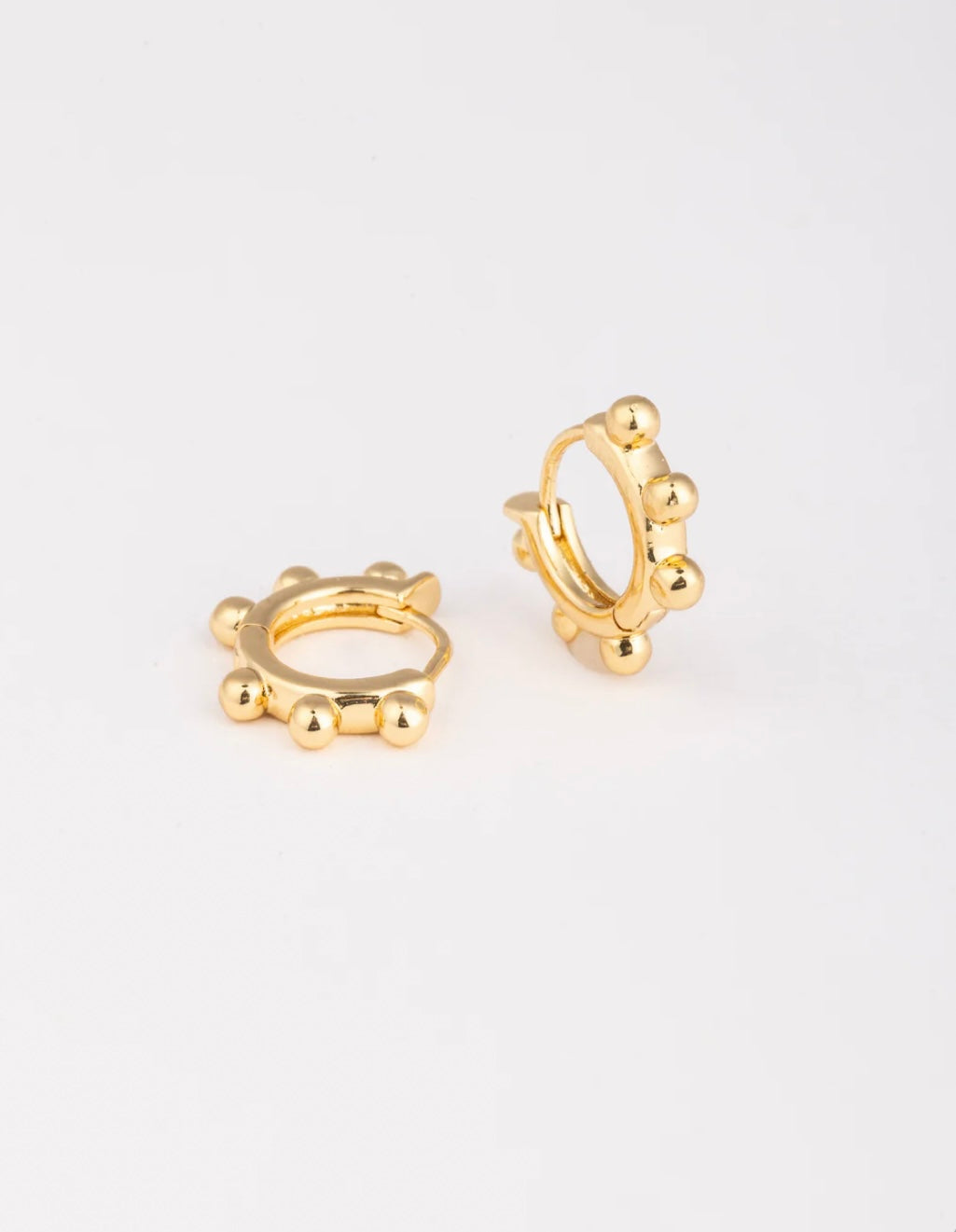 AMARA HUGGIE EARRINGS
