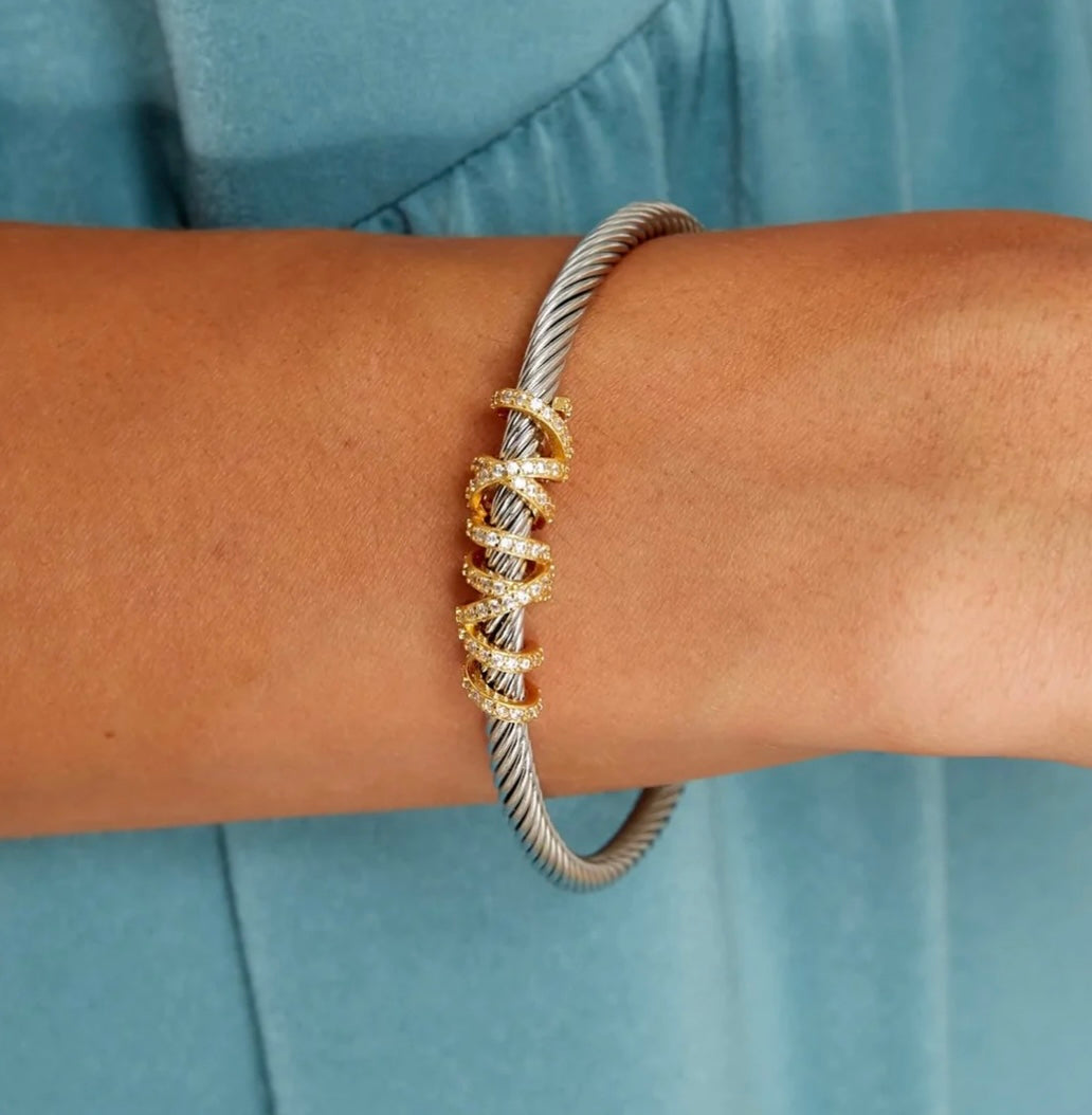 STELLA CUFF